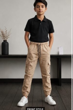 Style92 Boys Khaki Soft Cotton Jeans Cargo Trousers are designed for everyday comfort and modern style. Made from premium soft cotton jeans fabric, these trendy 6-pocket cargo trousers feature a comfortable elastic waistband with drawstring, durable stitching, and a stylish khaki finish. Perfect for casual wear, outdoor activities, travel, and party wear. Available in sizes 24 to 38, ideal for boys aged 3 to 14 years. ✔️ Premium Soft Cotton Jeans Fabric ✔️ Trendy 6 Pocket Cargo Design ✔️ Comfortable Elastic Waist with Drawstring ✔️ Soft, Breathable & Durable ✔️ Perfect for Casual, Outdoor & Party Wear ✔️ Available Sizes: 24–38 ✔️ Age Group: 3–14 Years Style92 – Premium Quality | Trendy Style | Everyday Comfort